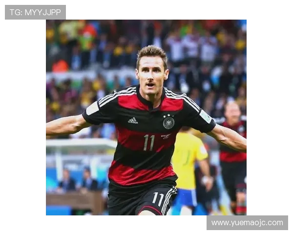 几代足球明星的传奇与辉煌传承探讨 几代足球明星的传奇与辉煌传承探讨