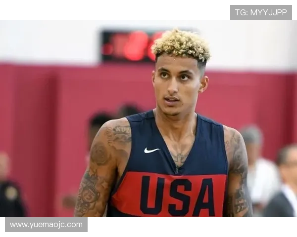 足球明星发型变迁记：从青春飞扬到成熟魅力的头发故事