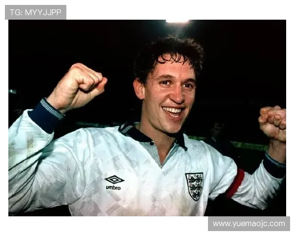 欧洲足球明星的魅力与风采展现帅气风范的球场传奇